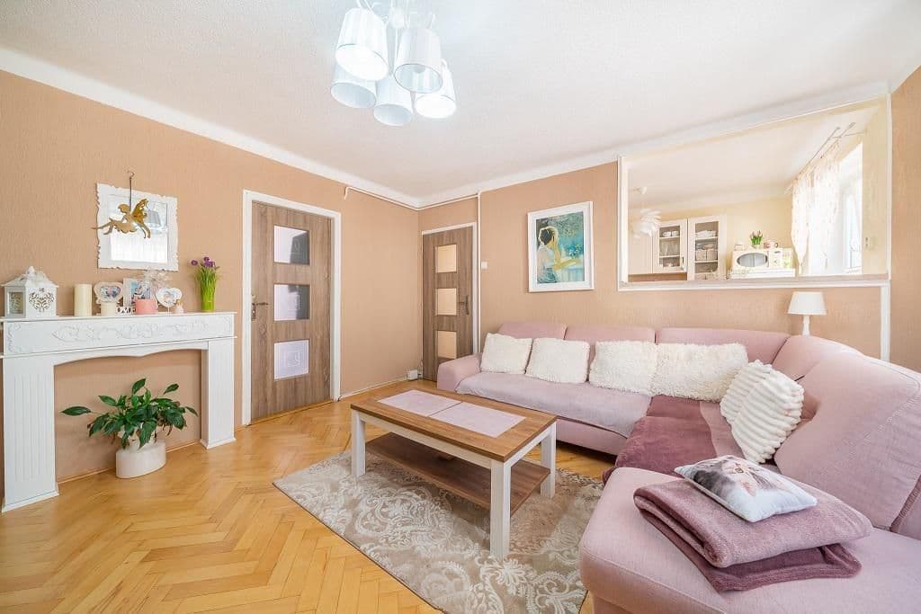 Pronájem bytu 2+1 61 m², Na Hradčanech, Cheb, Karlovarský kraj Pronájem bytu 2+1 61 m², Na Hradčanech, Cheb, Karlovarský kraj