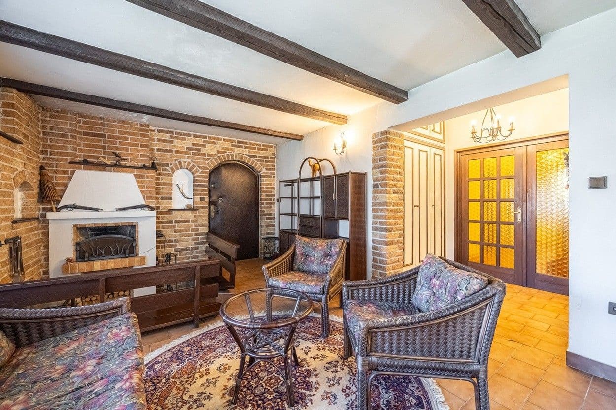 Prodej domu 330 m², pozemek 968 m², Lovčická, Praha, Praha Prodej domu 330 m², pozemek 968 m², Lovčická, Praha, Praha