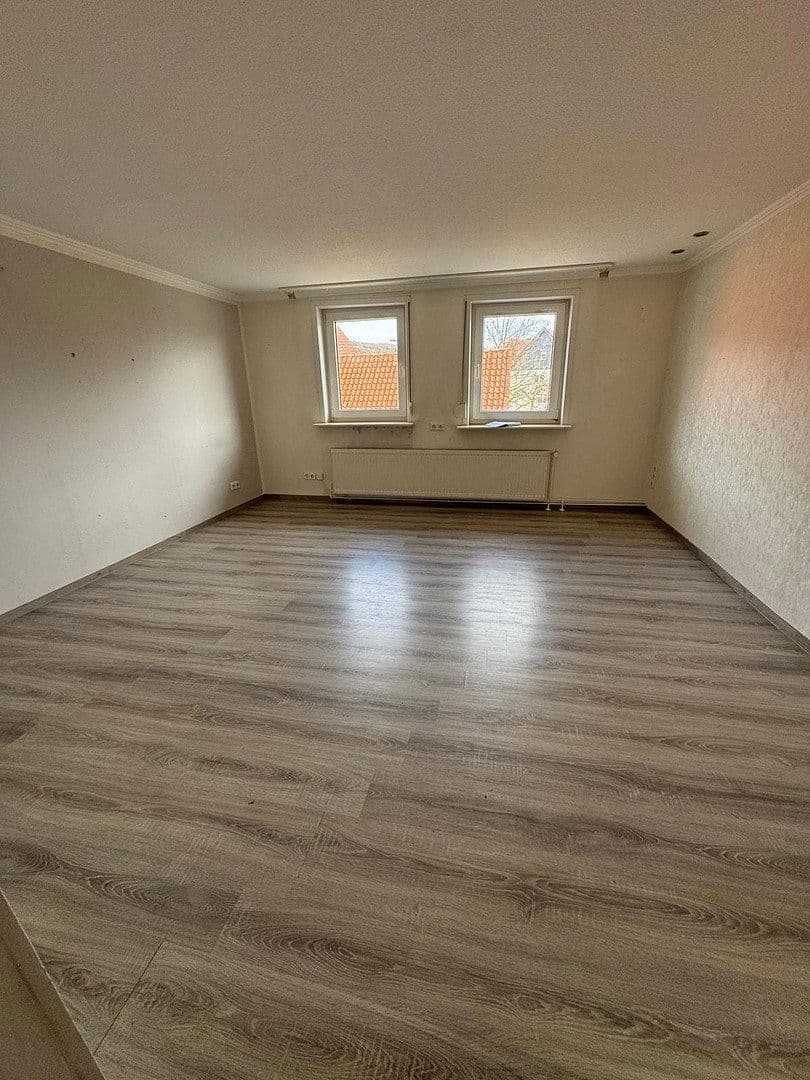 Pronájem bytu 4+1 115 m², Am Breiten 2, Delligsen, Dolní Sasko Pronájem bytu 4+1 115 m², Am Breiten 2, Delligsen, Dolní Sasko