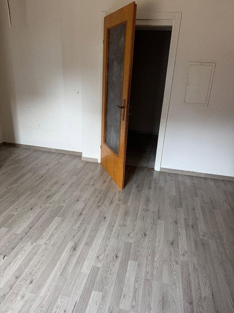 Pronájem bytu 3+1 111 m², Am Breiten 2, Delligsen, Dolní Sasko Pronájem bytu 3+1 111 m², Am Breiten 2, Delligsen, Dolní Sasko