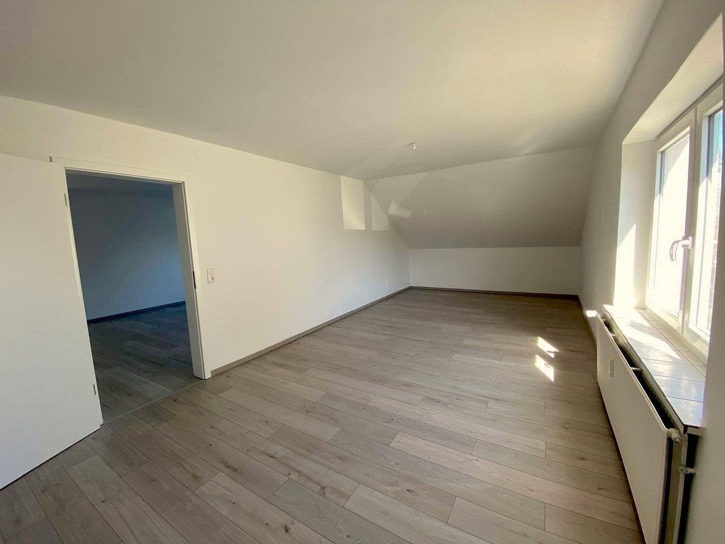 Pronájem bytu 3+kk 90 m², Stade, Dolní Sasko Pronájem bytu 3+kk 90 m², Stade, Dolní Sasko