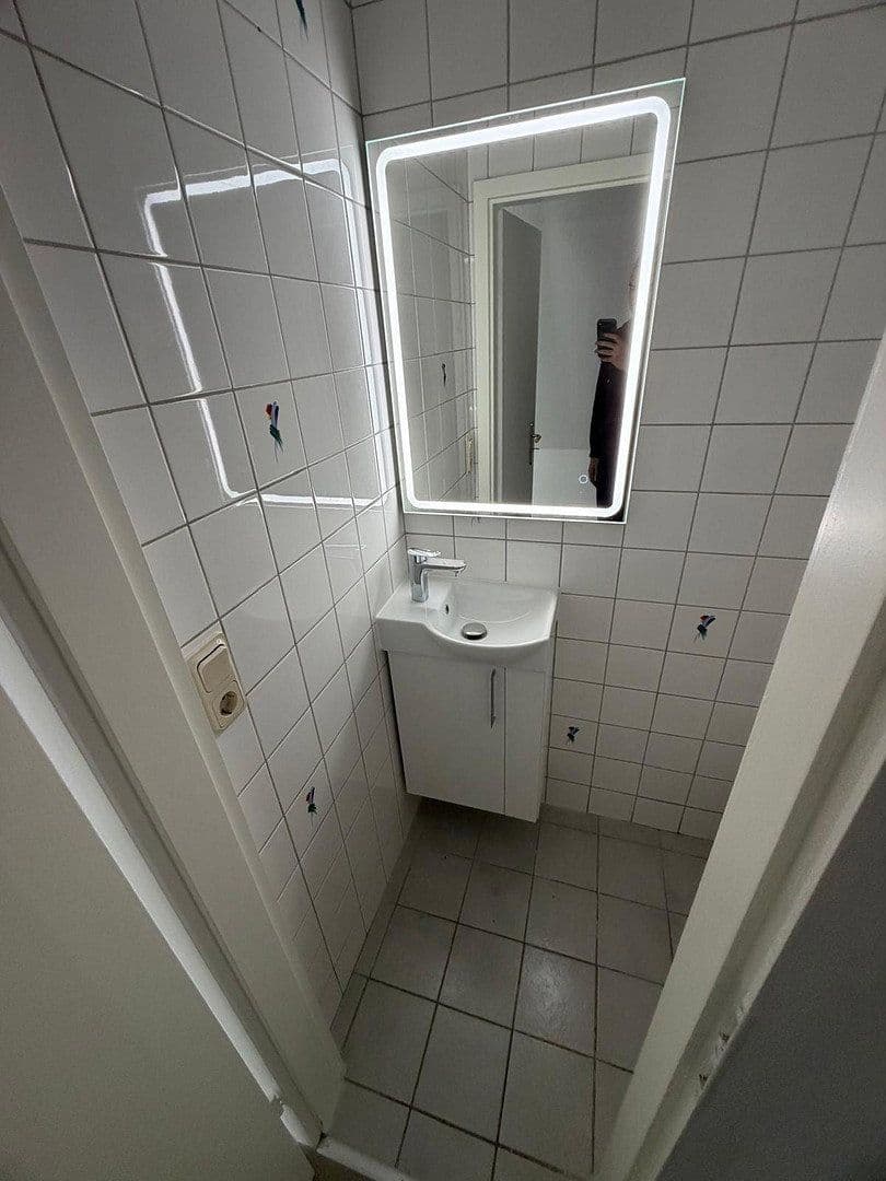 Pronájem bytu 3+1 128 m², Schmidtstraße 12, Rüdesheim am Rhein, Hessen Pronájem bytu 3+1 128 m², Schmidtstraße 12, Rüdesheim am Rhein, Hessen