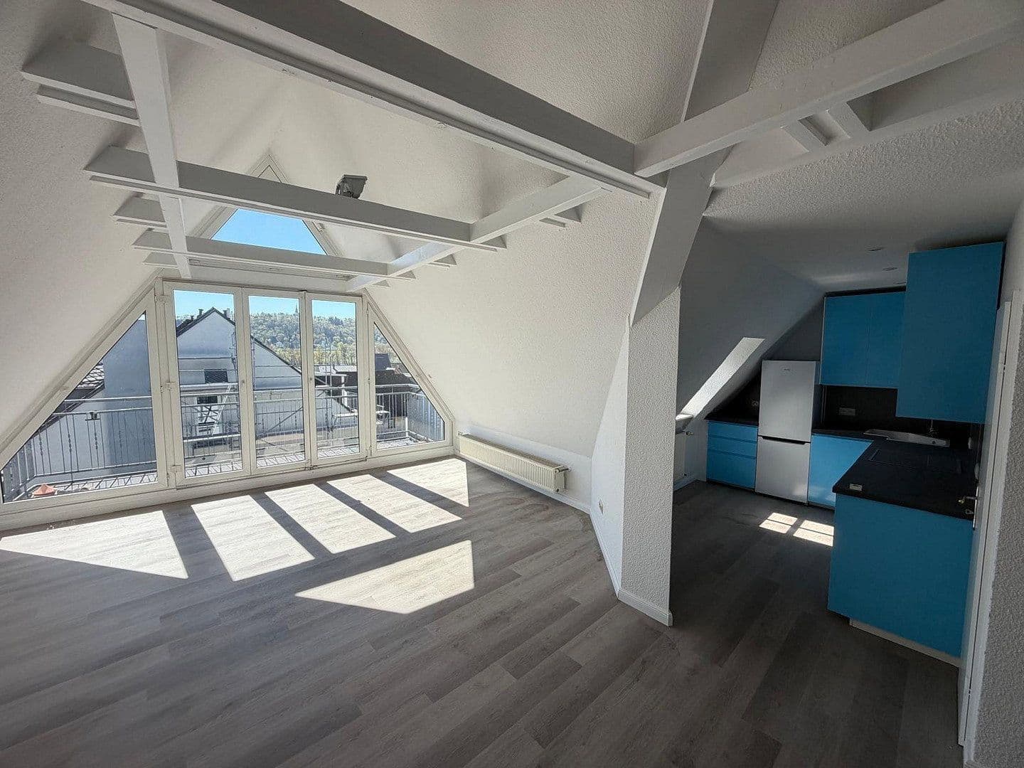 Pronájem bytu 3+1 128 m², Schmidtstraße 12, Rüdesheim am Rhein, Hessen Pronájem bytu 3+1 128 m², Schmidtstraße 12, Rüdesheim am Rhein, Hessen