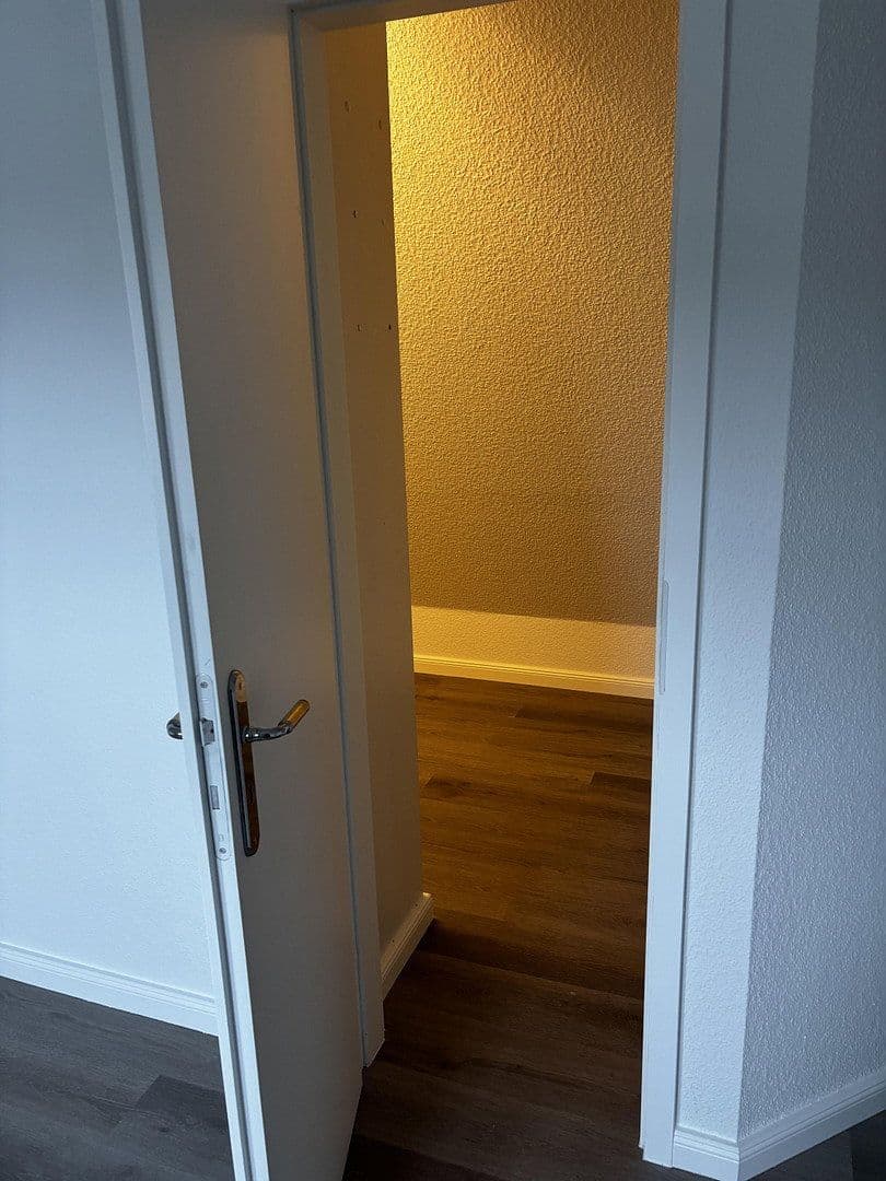 Pronájem bytu 3+1 128 m², Schmidtstraße 12, Rüdesheim am Rhein, Hessen Pronájem bytu 3+1 128 m², Schmidtstraße 12, Rüdesheim am Rhein, Hessen