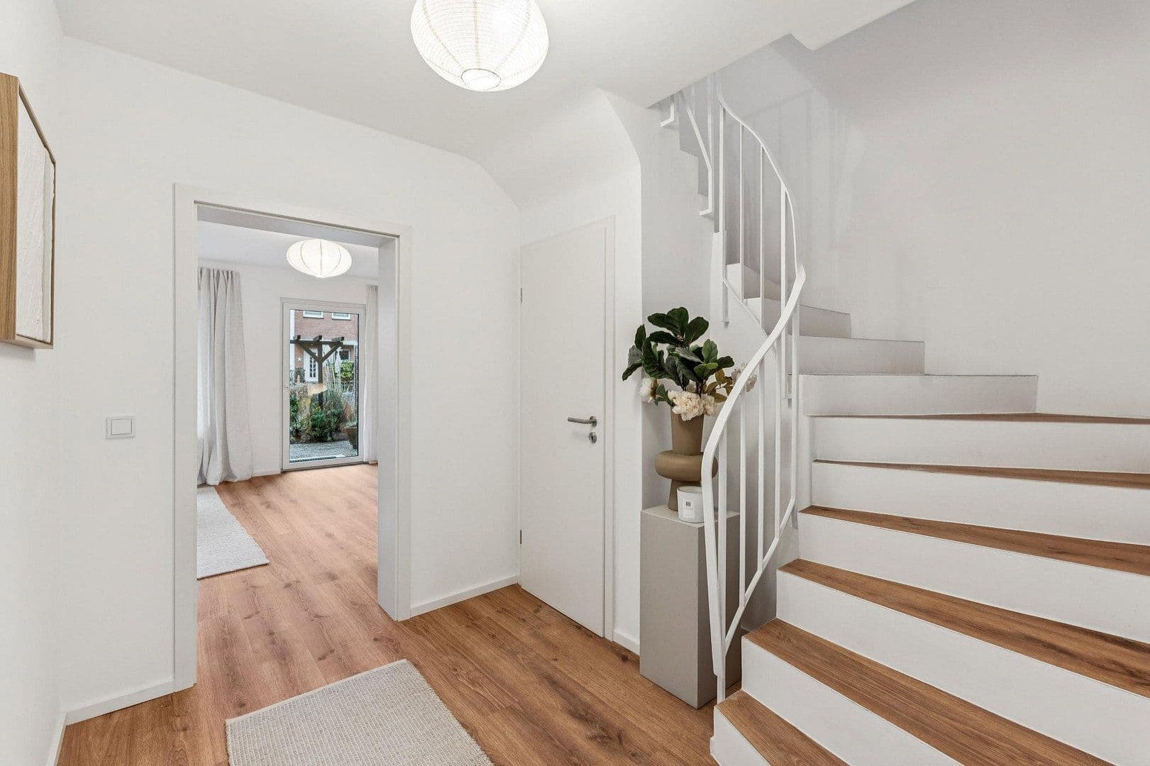 Prodej domu 136 m², pozemek 260 m², Im Brünfeld 3E, Seelze, Dolní Sasko Prodej domu 136 m², pozemek 260 m², Im Brünfeld 3E, Seelze, Dolní Sasko