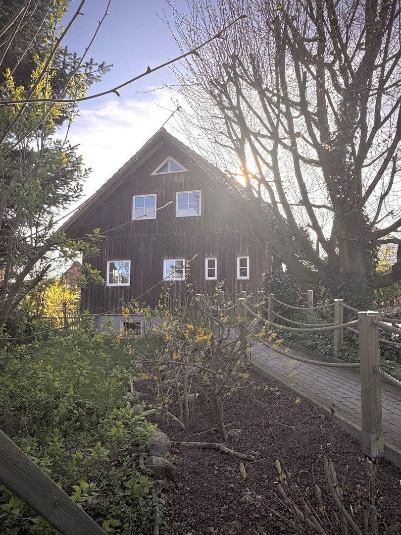 Prodej domu 144 m², pozemek 760 m², Hauptstr. 83, Appen, Šlesvicko-Holštýnsko Prodej domu 144 m², pozemek 760 m², Hauptstr. 83, Appen, Šlesvicko-Holštýnsko