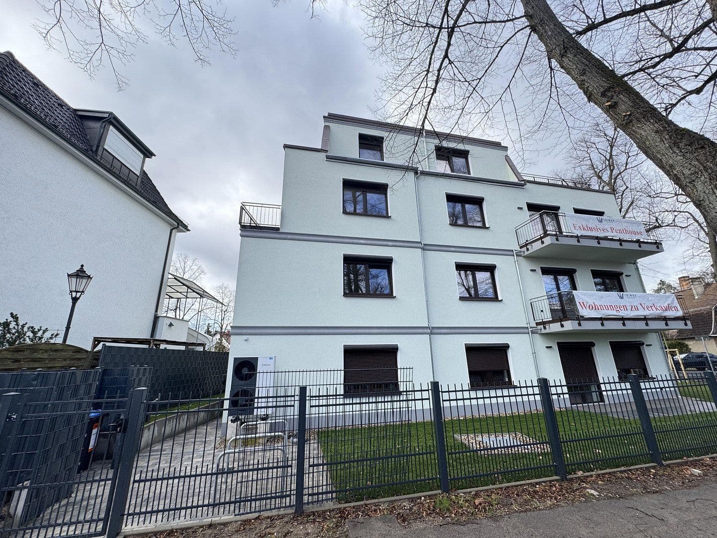 Prodej bytu 3+1 96 m², Kanalstraße 1a, Berlin, Berlín Prodej bytu 3+1 96 m², Kanalstraße 1a, Berlin, Berlín