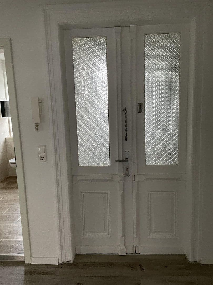 Pronájem bytu 2+1 58 m², Grimmaische Straße 40, Döbeln, Sasko Pronájem bytu 2+1 58 m², Grimmaische Straße 40, Döbeln, Sasko