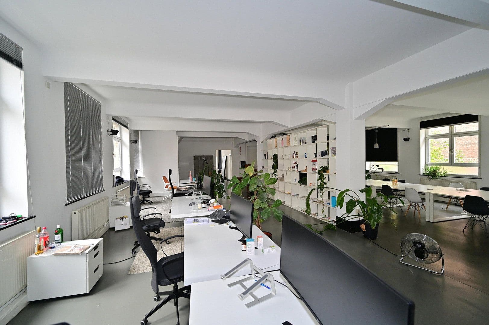 Pronájem kanceláře 282 m², Stuttgart, Bádensko-Württembersko Pronájem kanceláře 282 m², Stuttgart, Bádensko-Württembersko