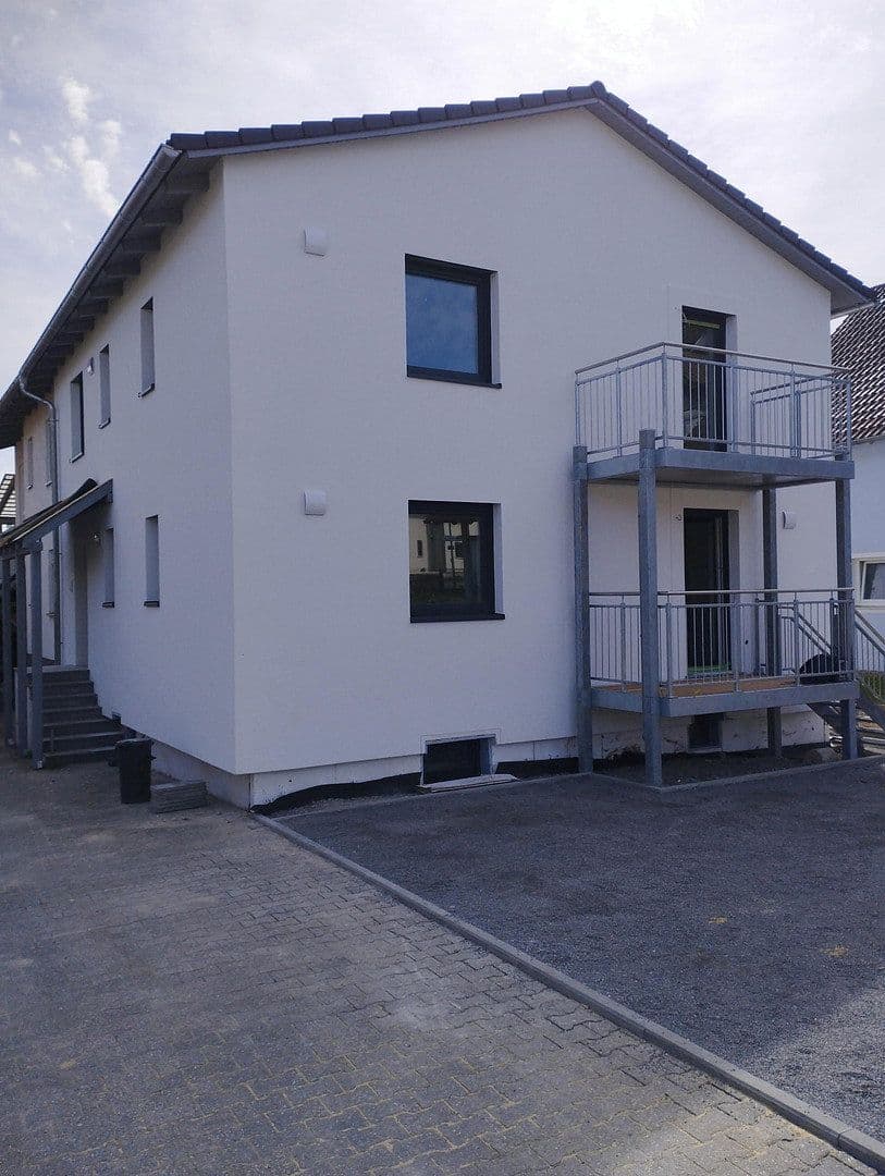 Prodej domu 124 m², pozemek 550 m², Wenzenbach, Bavorsko Prodej domu 124 m², pozemek 550 m², Wenzenbach, Bavorsko