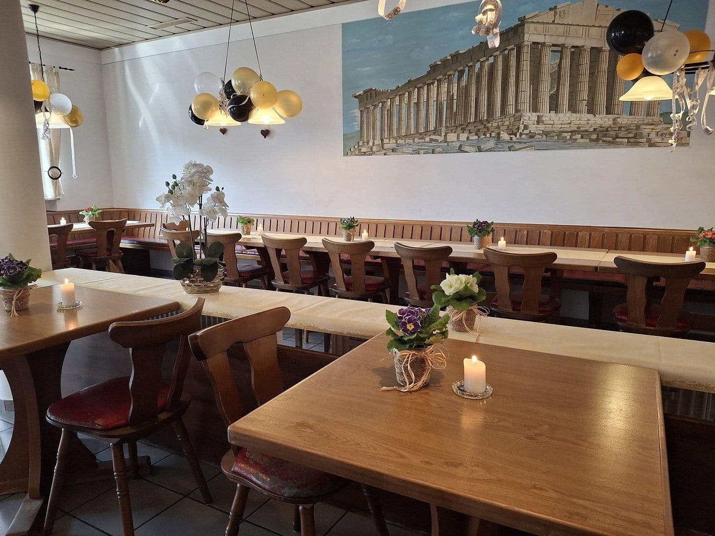 Pronájem nebytového prostoru 400 m², Untere Gasse 1, Velburg, Bavorsko Pronájem nebytového prostoru 400 m², Untere Gasse 1, Velburg, Bavorsko