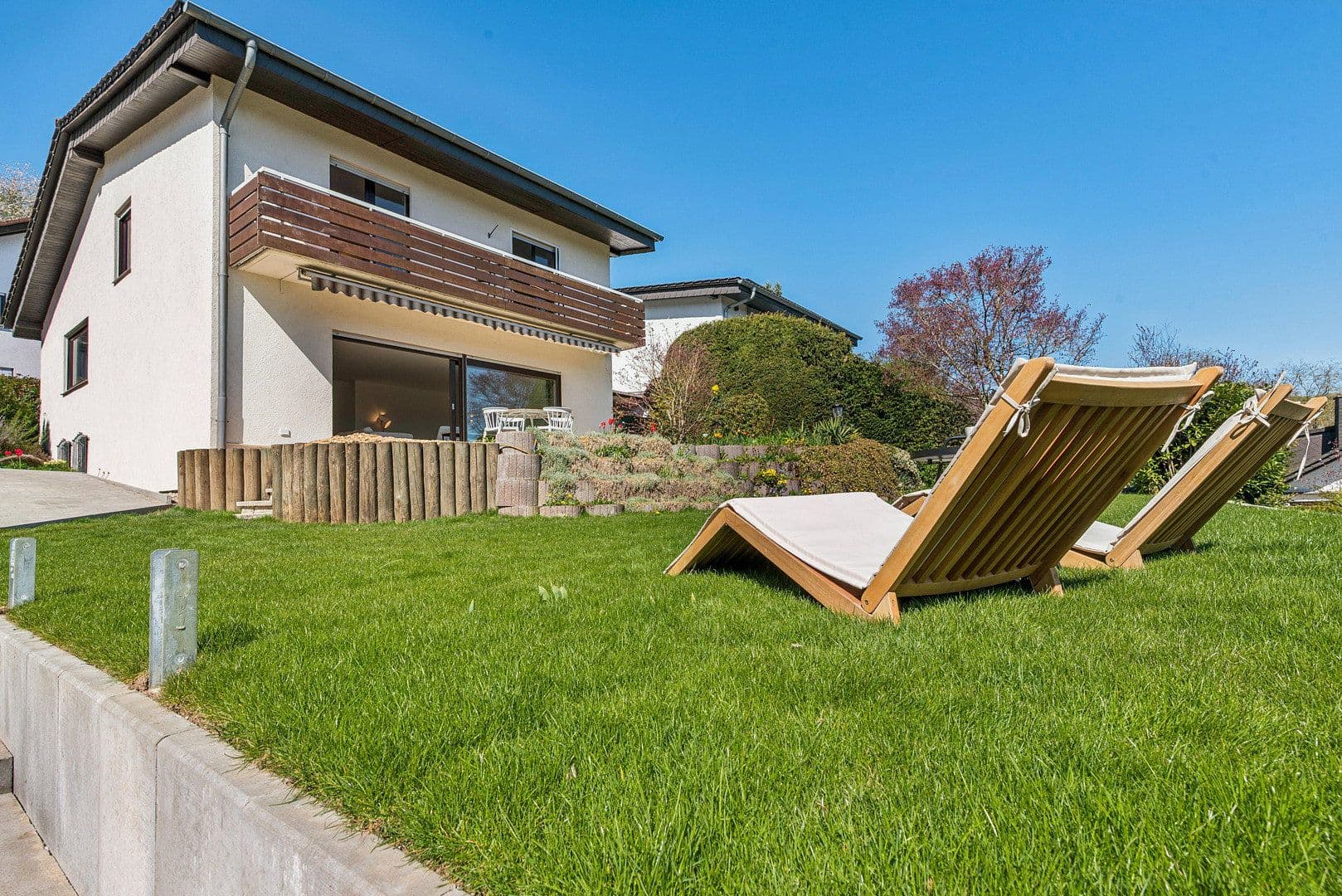 Prodej domu 177 m², pozemek 364 m², Bad Soden am Taunus, Hessen Prodej domu 177 m², pozemek 364 m², Bad Soden am Taunus, Hessen