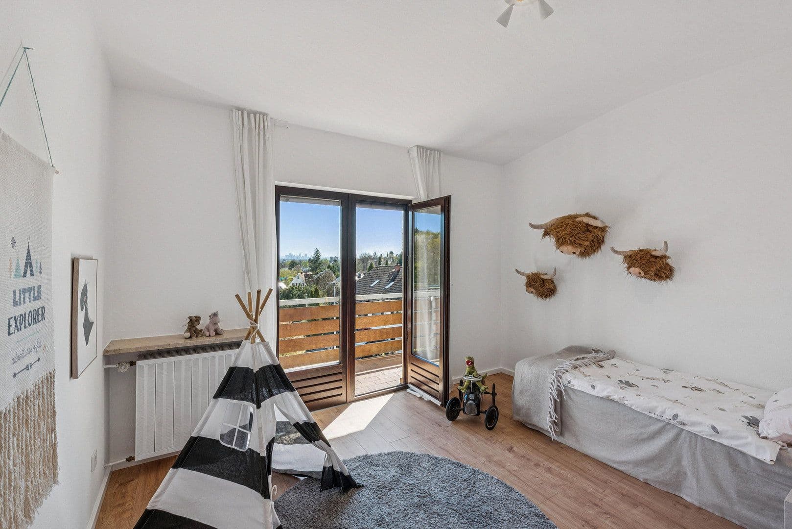 Prodej domu 177 m², pozemek 364 m², Bad Soden am Taunus, Hessen Prodej domu 177 m², pozemek 364 m², Bad Soden am Taunus, Hessen