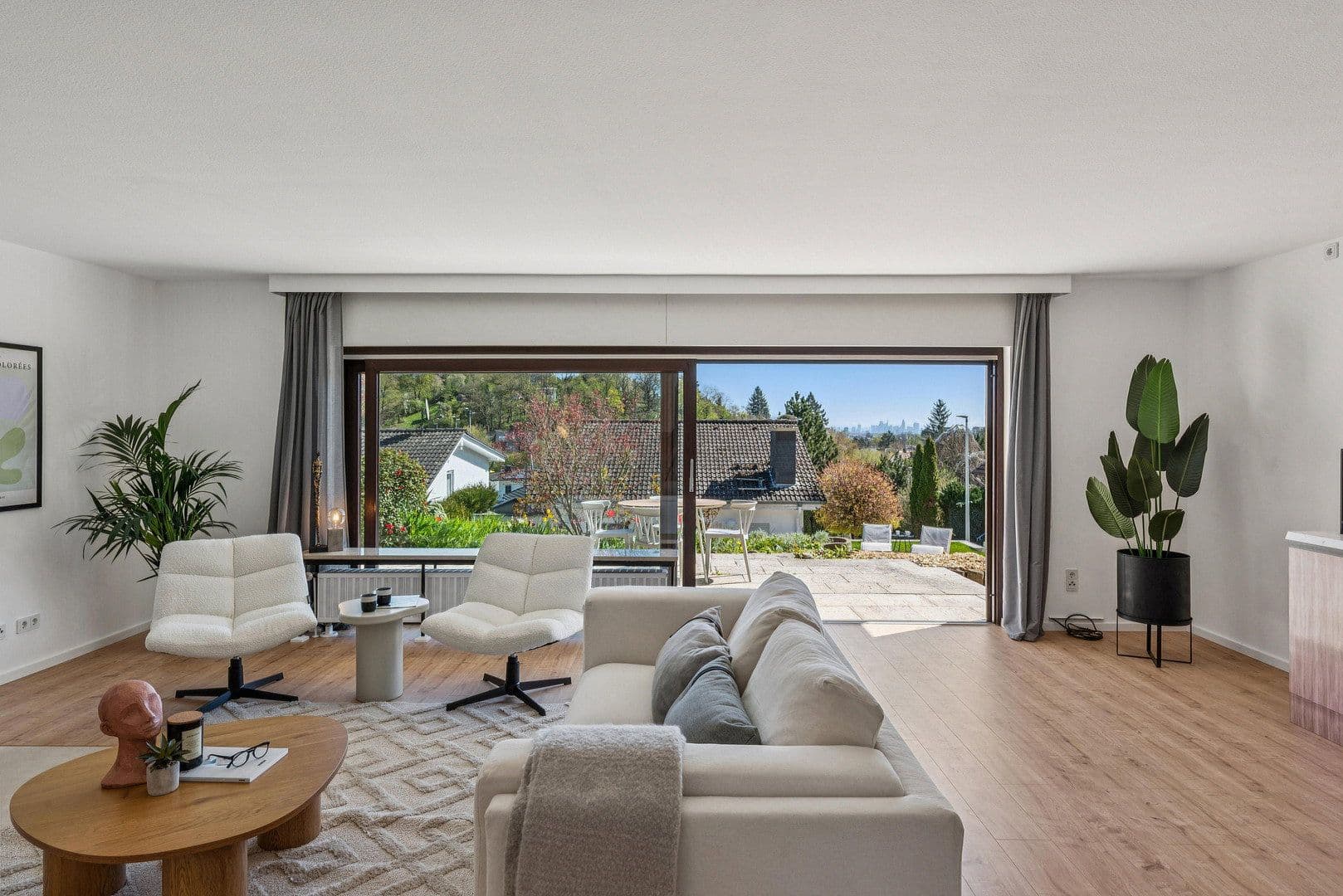 Prodej domu 177 m², pozemek 364 m², Bad Soden am Taunus, Hessen Prodej domu 177 m², pozemek 364 m², Bad Soden am Taunus, Hessen