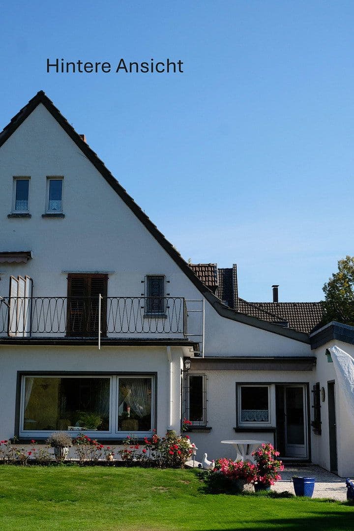 Prodej domu 124 m², pozemek 506 m², Duisburg, Severní Porýní-Vestfálsko Prodej domu 124 m², pozemek 506 m², Duisburg, Severní Porýní-Vestfálsko