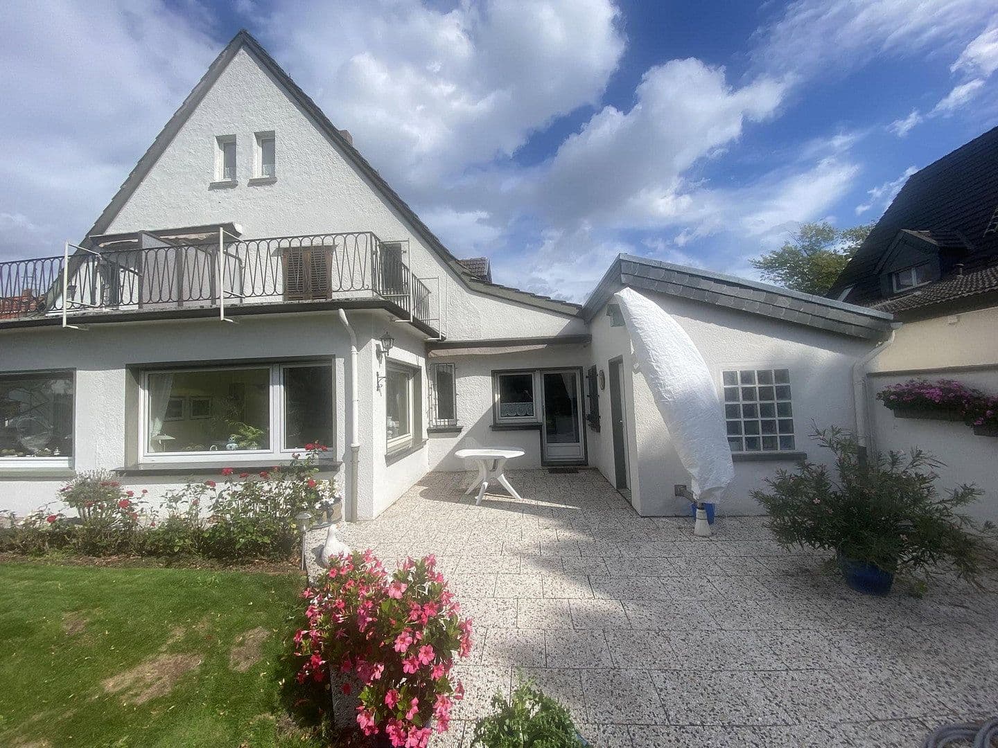 Prodej domu 124 m², pozemek 506 m², Duisburg, Severní Porýní-Vestfálsko Prodej domu 124 m², pozemek 506 m², Duisburg, Severní Porýní-Vestfálsko