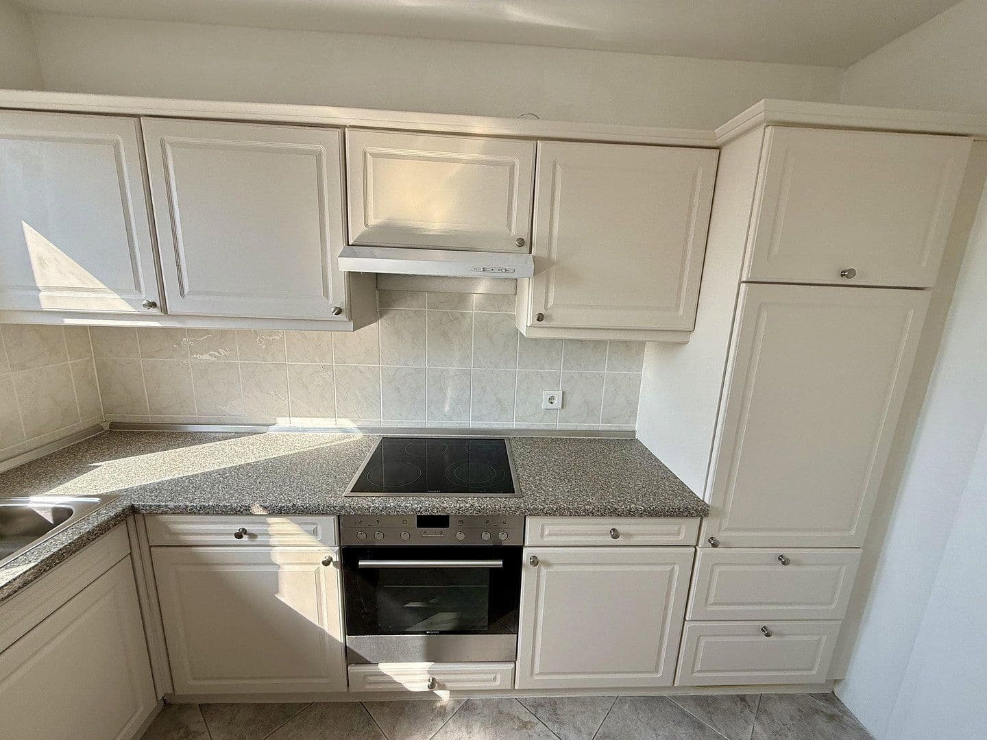 Prodej bytu 2+1 69 m², Malplaquetstraße 35, Berlin, Berlín Prodej bytu 2+1 69 m², Malplaquetstraße 35, Berlin, Berlín