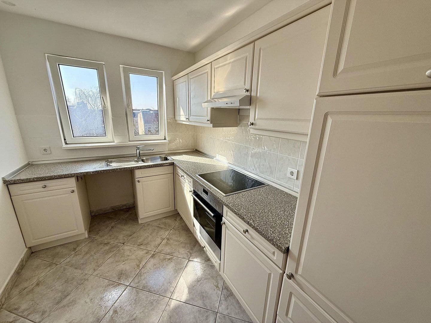 Prodej bytu 2+1 69 m², Malplaquetstraße 35, Berlin, Berlín Prodej bytu 2+1 69 m², Malplaquetstraße 35, Berlin, Berlín