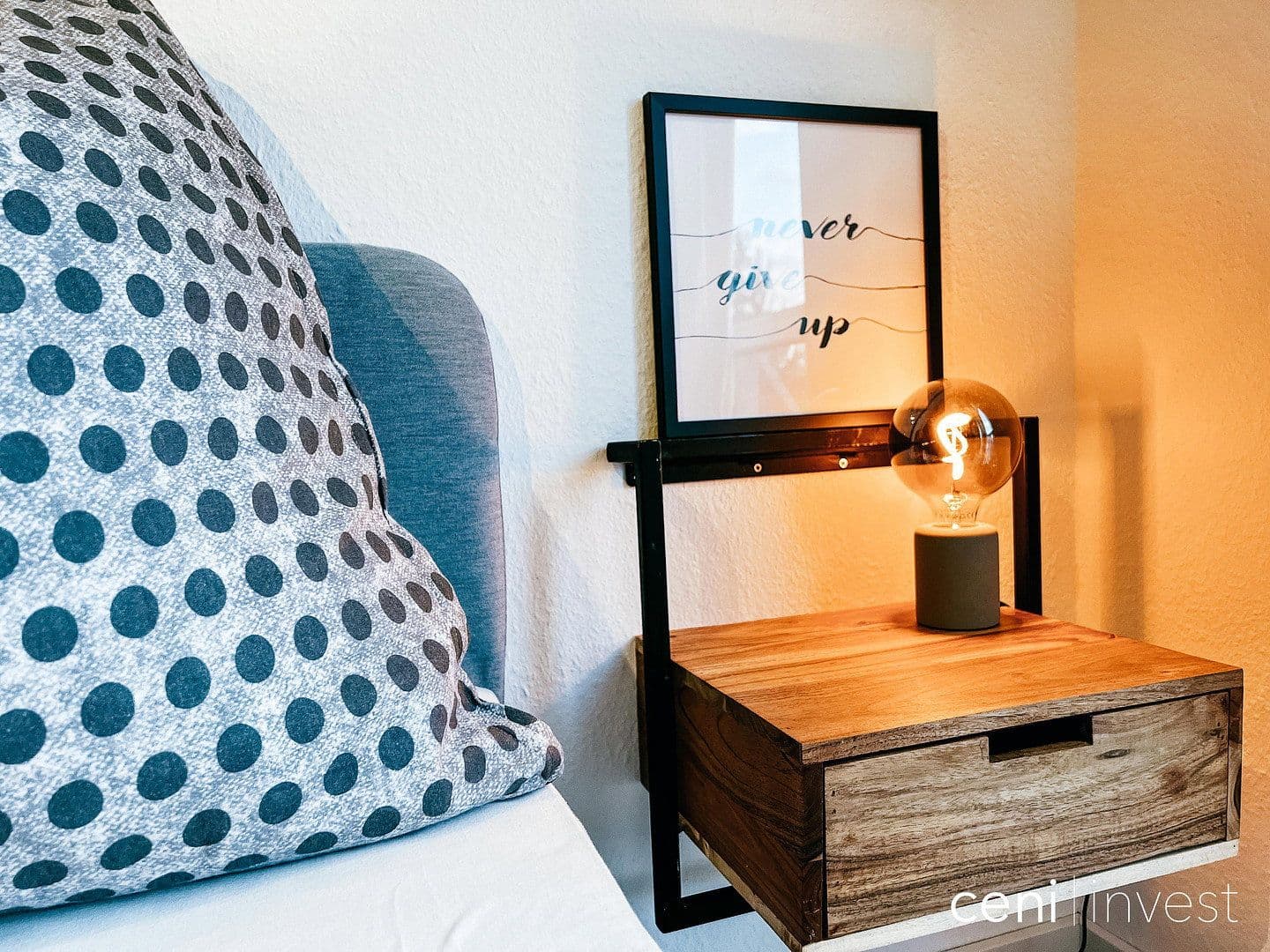 Pronájem bytu 1+1 25 m², Neckarauer Straße 217, Mannheim, Bádensko-Württembersko Pronájem bytu 1+1 25 m², Neckarauer Straße 217, Mannheim, Bádensko-Württembersko