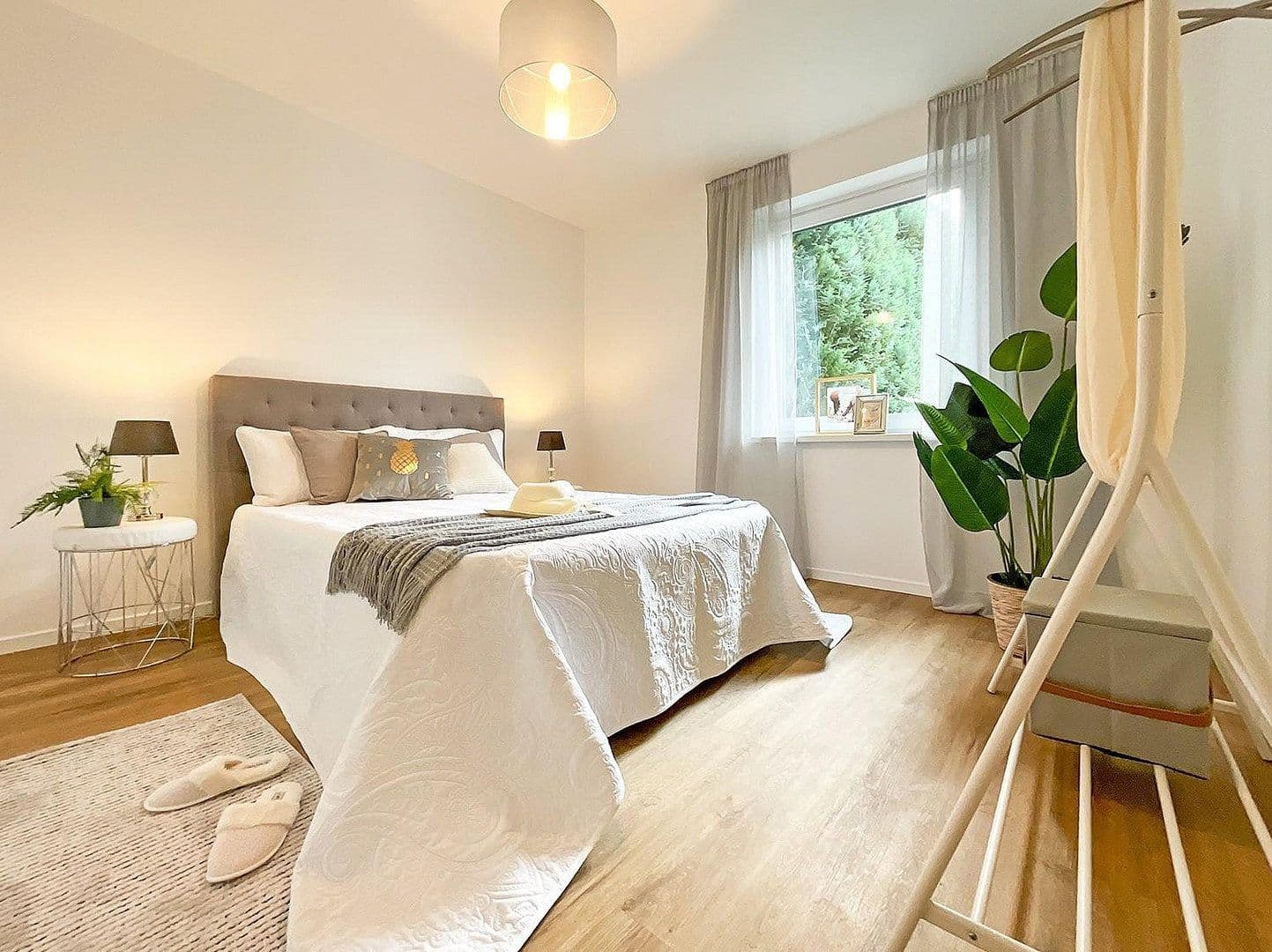 Prodej bytu 4+1 93 m², Bannewitz, Sasko Prodej bytu 4+1 93 m², Bannewitz, Sasko