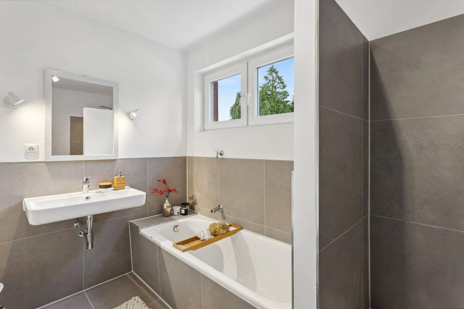 Prodej bytu 4+1 93 m², Bannewitz, Sasko Prodej bytu 4+1 93 m², Bannewitz, Sasko