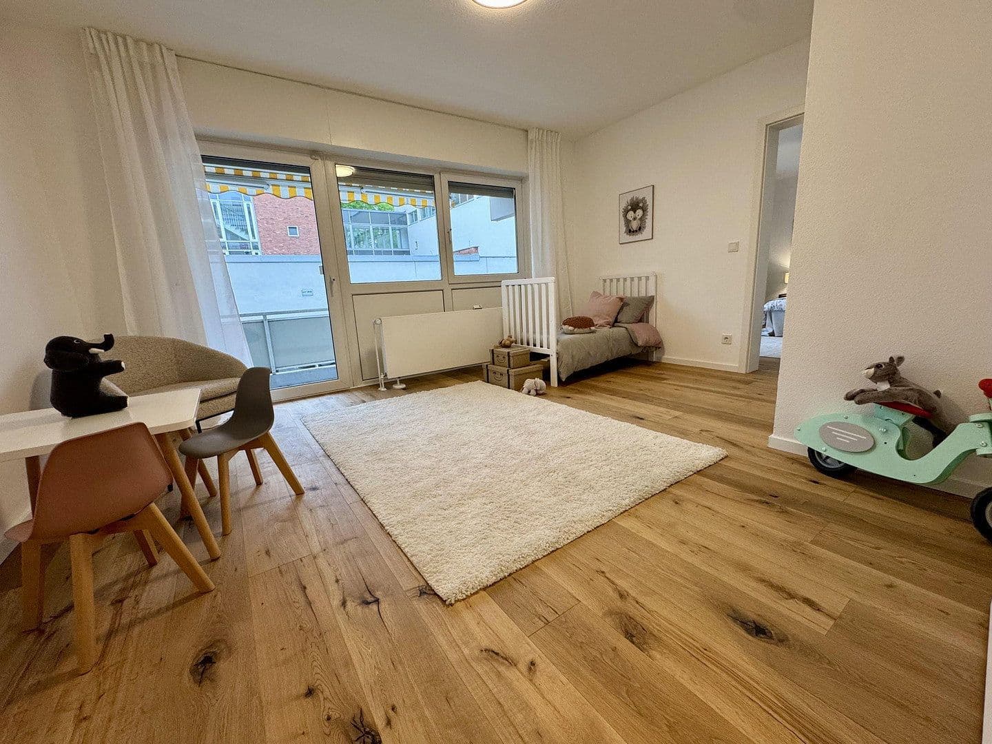 Prodej bytu 3+1 77 m², Köln, Severní Porýní-Vestfálsko Prodej bytu 3+1 77 m², Köln, Severní Porýní-Vestfálsko