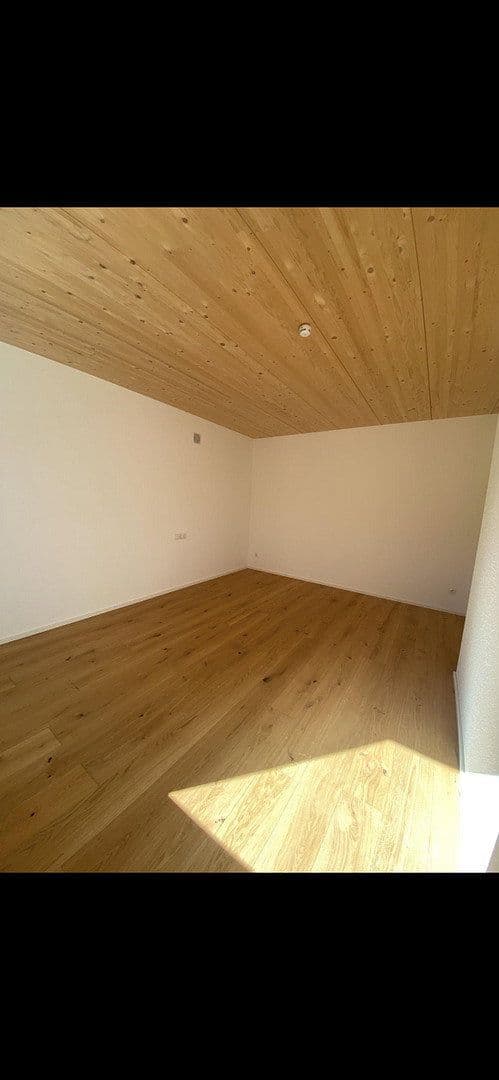 Pronájem bytu 3+1 95 m², Backnang, Bádensko-Württembersko Pronájem bytu 3+1 95 m², Backnang, Bádensko-Württembersko