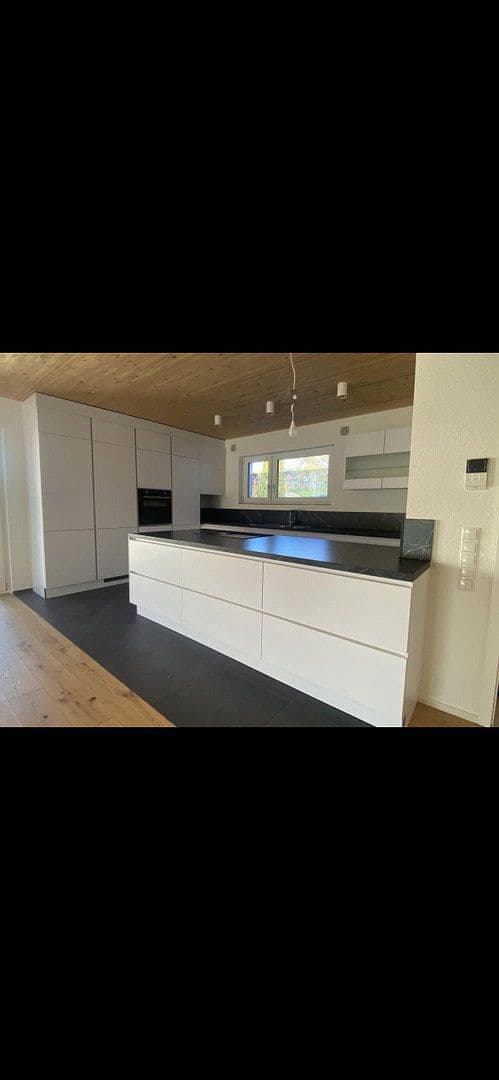 Pronájem bytu 3+1 95 m², Backnang, Bádensko-Württembersko Pronájem bytu 3+1 95 m², Backnang, Bádensko-Württembersko