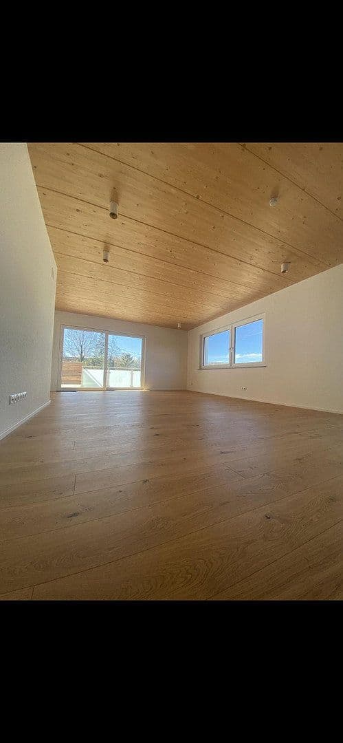 Pronájem bytu 3+1 95 m², Backnang, Bádensko-Württembersko Pronájem bytu 3+1 95 m², Backnang, Bádensko-Württembersko