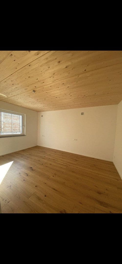 Pronájem bytu 3+1 95 m², Backnang, Bádensko-Württembersko Pronájem bytu 3+1 95 m², Backnang, Bádensko-Württembersko