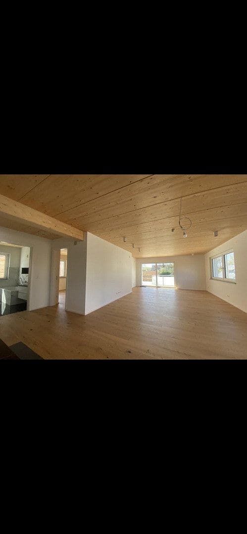 Pronájem bytu 3+1 95 m², Backnang, Bádensko-Württembersko Pronájem bytu 3+1 95 m², Backnang, Bádensko-Württembersko