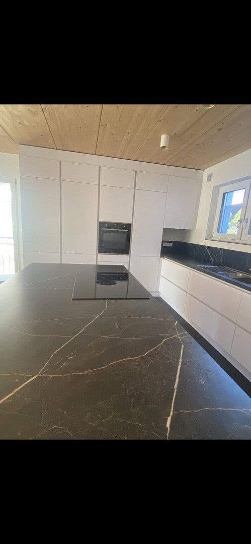 Pronájem bytu 3+1 95 m², Backnang, Bádensko-Württembersko Pronájem bytu 3+1 95 m², Backnang, Bádensko-Württembersko