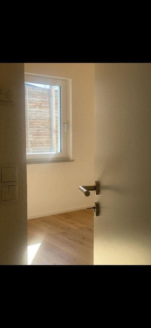 Pronájem bytu 3+1 95 m², Backnang, Bádensko-Württembersko Pronájem bytu 3+1 95 m², Backnang, Bádensko-Württembersko