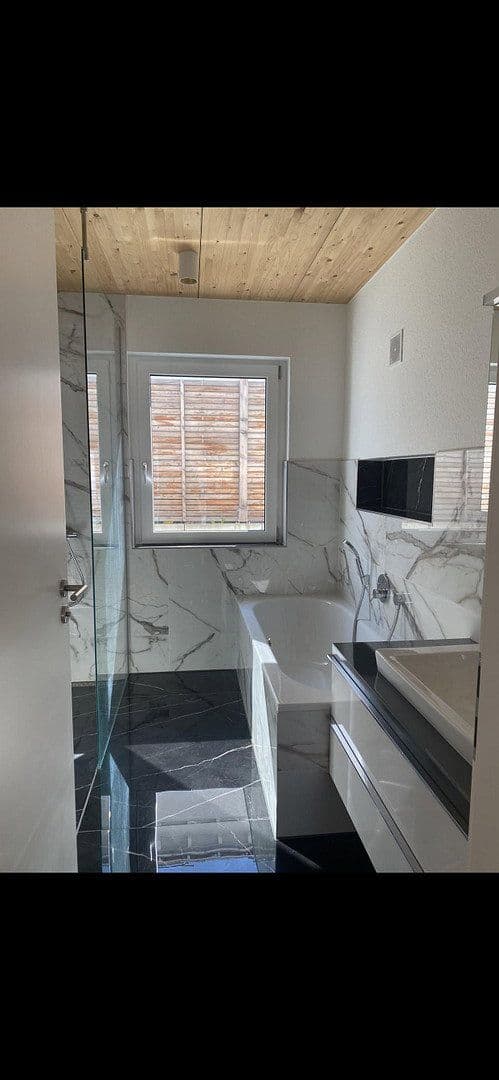 Pronájem bytu 3+1 95 m², Backnang, Bádensko-Württembersko Pronájem bytu 3+1 95 m², Backnang, Bádensko-Württembersko