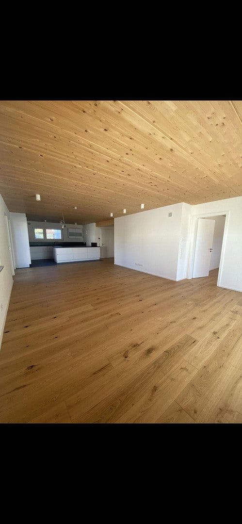 Pronájem bytu 3+1 95 m², Backnang, Bádensko-Württembersko Pronájem bytu 3+1 95 m², Backnang, Bádensko-Württembersko