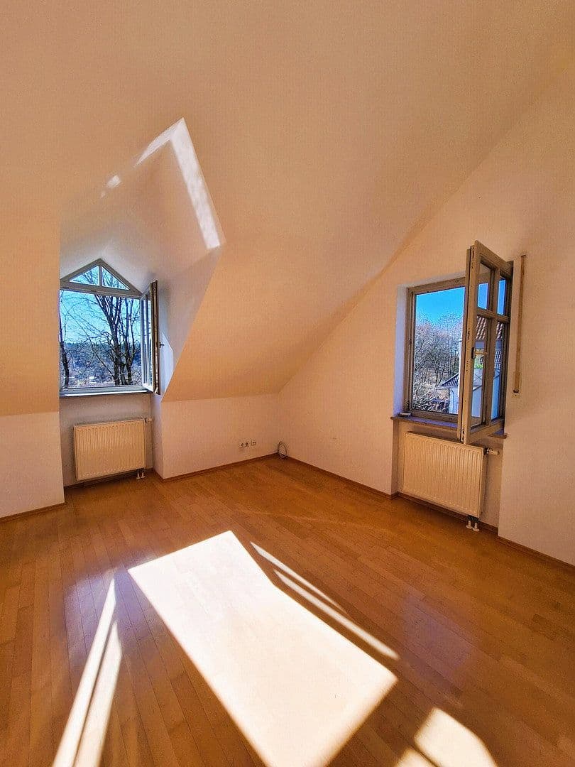 Prodej bytu 3+1 85 m², Erlbachstraße 9b, München, Bavorsko Prodej bytu 3+1 85 m², Erlbachstraße 9b, München, Bavorsko