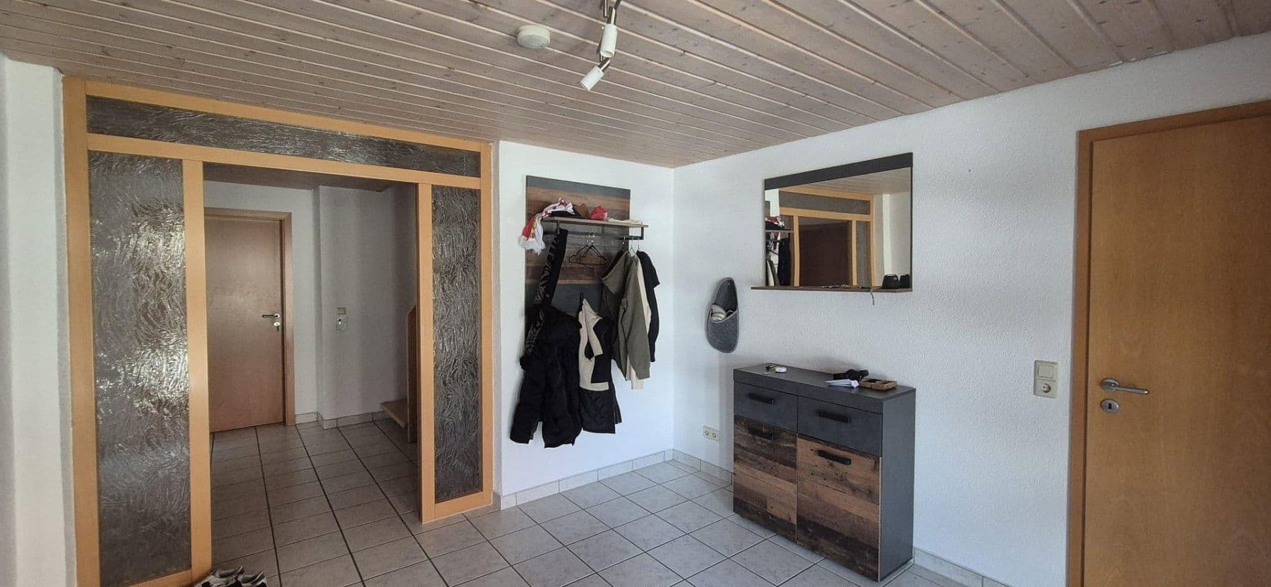 Pronájem domu 160 m², pozemek 326 m², Rottenburg am Neckar, Bádensko-Württembersko Pronájem domu 160 m², pozemek 326 m², Rottenburg am Neckar, Bádensko-Württembersko