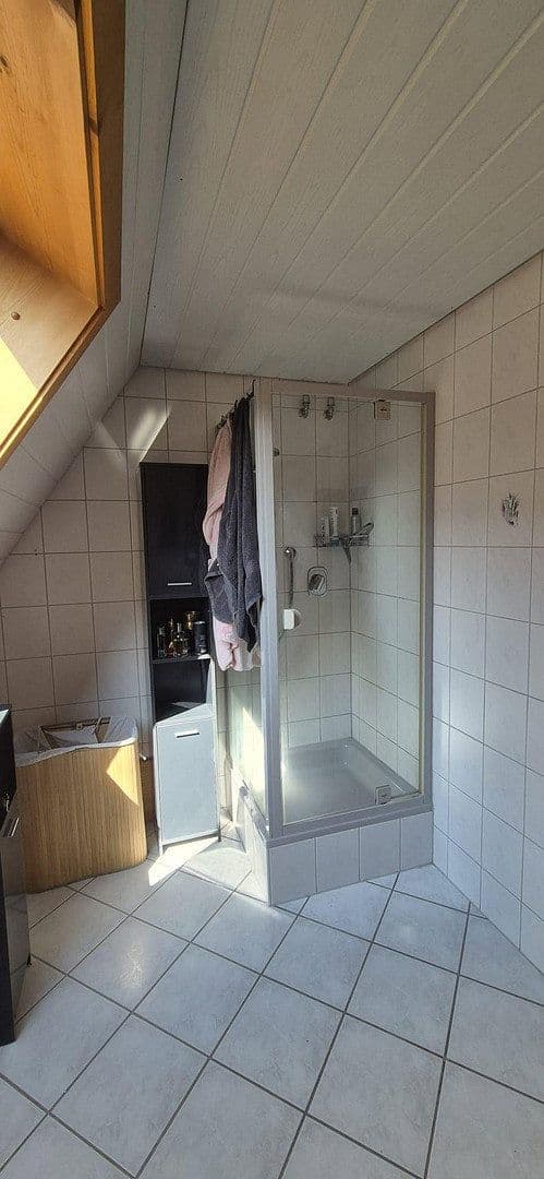 Pronájem domu 160 m², pozemek 326 m², Rottenburg am Neckar, Bádensko-Württembersko Pronájem domu 160 m², pozemek 326 m², Rottenburg am Neckar, Bádensko-Württembersko