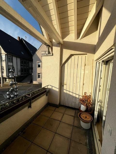 Pronájem bytu 4+kk 121 m², Marktplatz 12, Schwaikheim, Bádensko-Württembersko Pronájem bytu 4+kk 121 m², Marktplatz 12, Schwaikheim, Bádensko-Württembersko