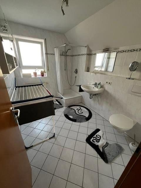 Pronájem bytu 4+kk 121 m², Marktplatz 12, Schwaikheim, Bádensko-Württembersko Pronájem bytu 4+kk 121 m², Marktplatz 12, Schwaikheim, Bádensko-Württembersko