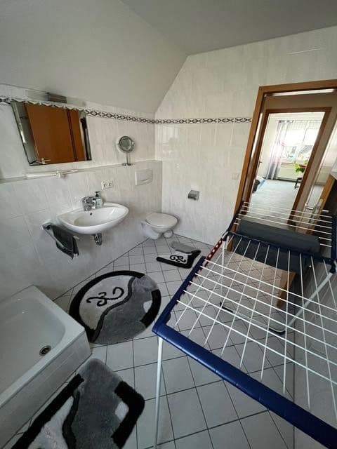 Pronájem bytu 4+kk 121 m², Marktplatz 12, Schwaikheim, Bádensko-Württembersko Pronájem bytu 4+kk 121 m², Marktplatz 12, Schwaikheim, Bádensko-Württembersko