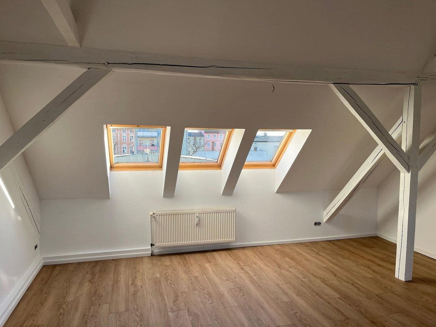 Pronájem bytu 2+1 64 m², Blumenstraße 45, Forst (Lausitz) - Baršć, Braniborsko Pronájem bytu 2+1 64 m², Blumenstraße 45, Forst (Lausitz) - Baršć, Braniborsko