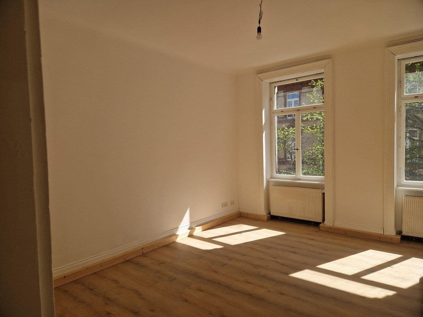 Pronájem bytu 5+1 130 m², Jahnstraße 29, Wiesbaden, Hessen Pronájem bytu 5+1 130 m², Jahnstraße 29, Wiesbaden, Hessen