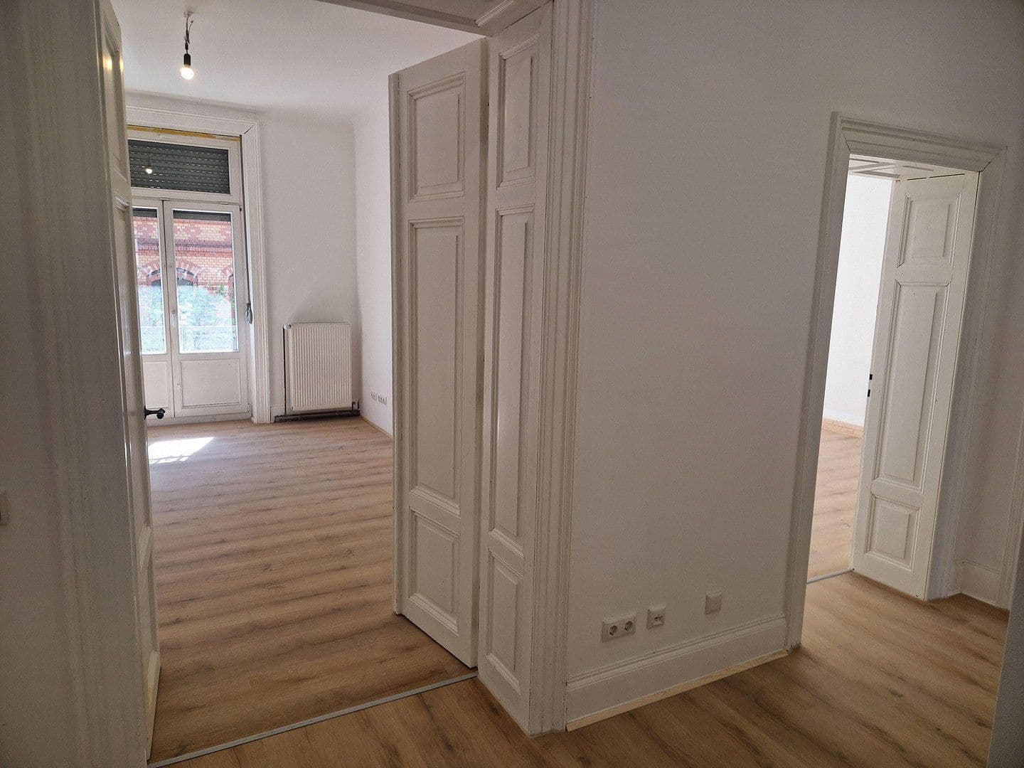 Pronájem bytu 5+1 130 m², Jahnstraße 29, Wiesbaden, Hessen Pronájem bytu 5+1 130 m², Jahnstraße 29, Wiesbaden, Hessen