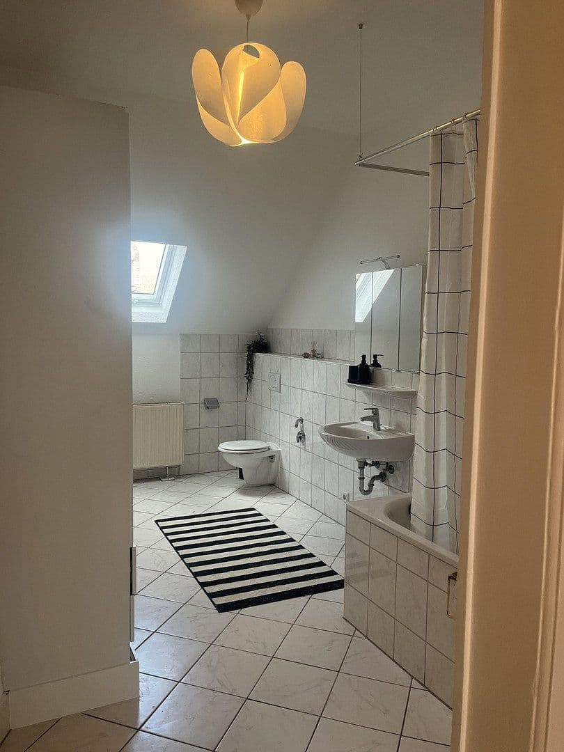 Pronájem bytu 2+1 76 m², Wiesbaden, Hessen Pronájem bytu 2+1 76 m², Wiesbaden, Hessen