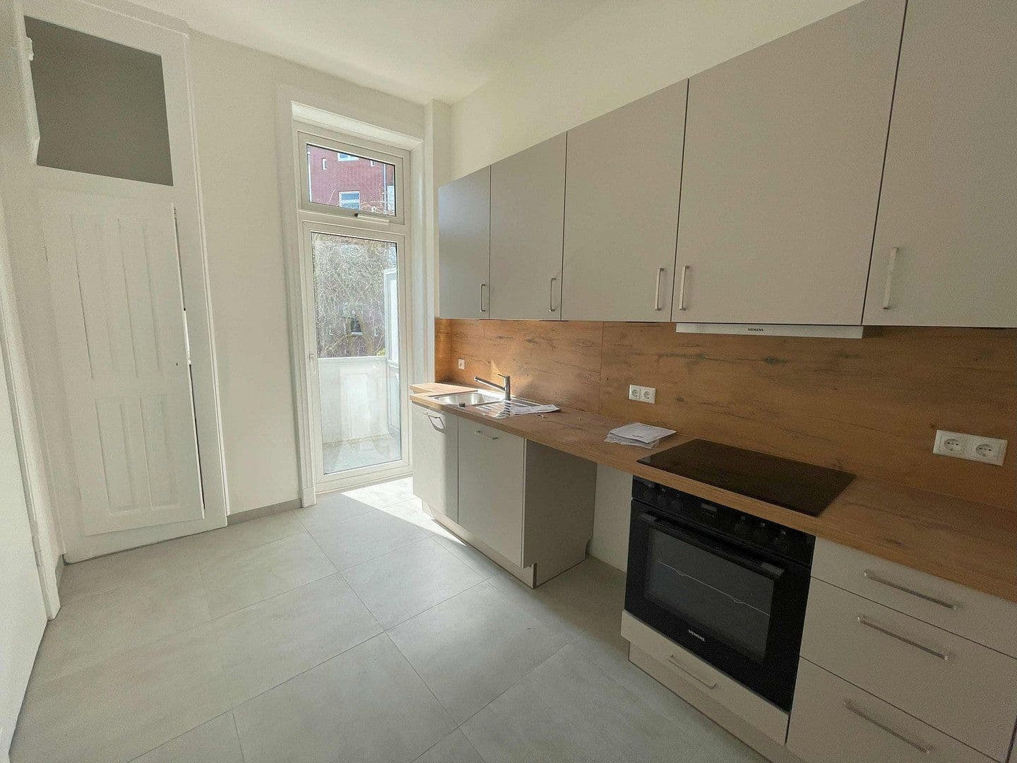 Pronájem bytu 3+kk 85 m², Kiel, Šlesvicko-Holštýnsko Pronájem bytu 3+kk 85 m², Kiel, Šlesvicko-Holštýnsko