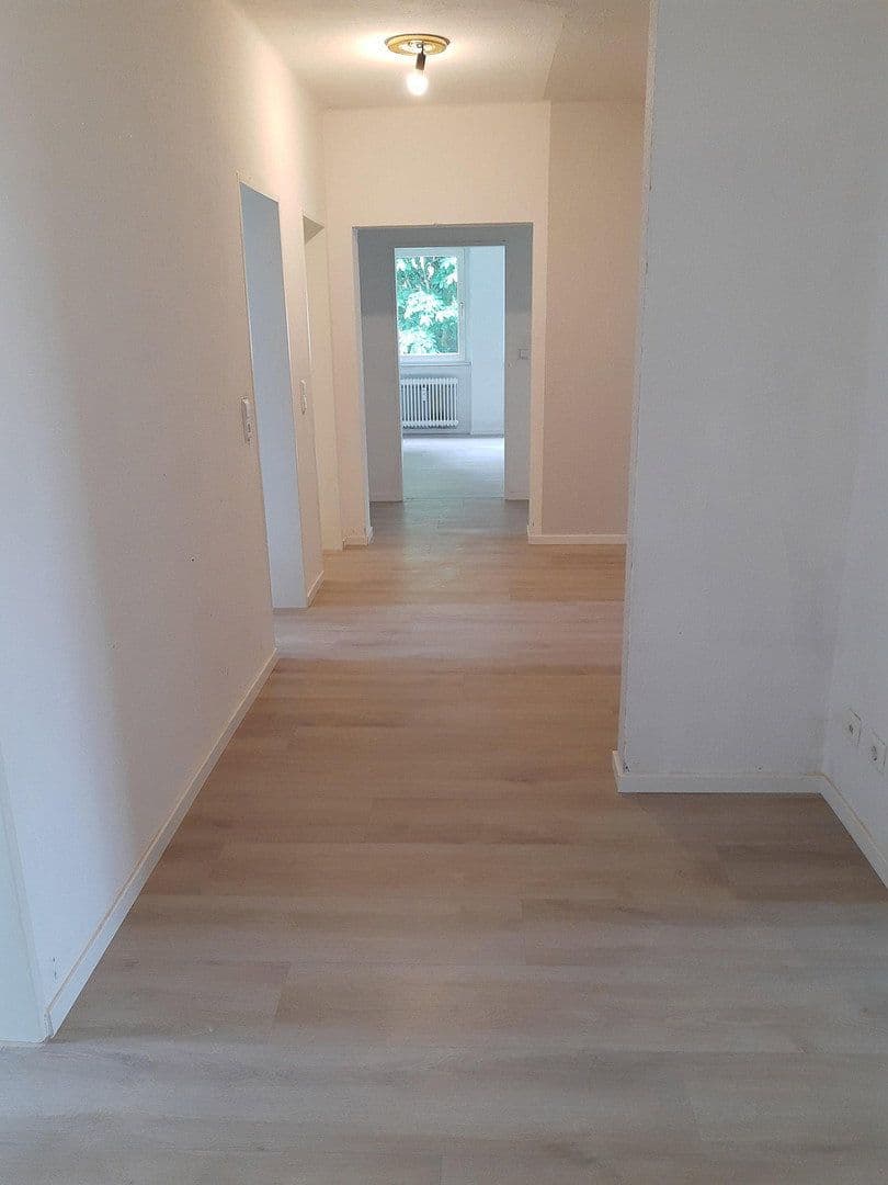 Pronájem bytu 4+1 106 m², Zweibrücken, Porýní-Falc Pronájem bytu 4+1 106 m², Zweibrücken, Porýní-Falc