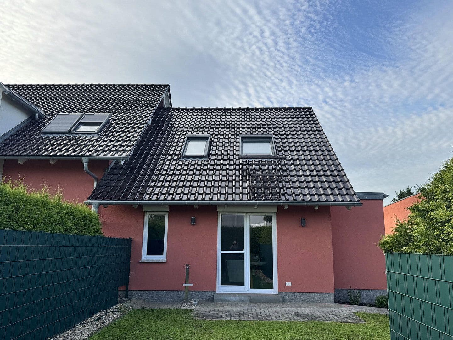 Prodej domu 239 m², pozemek 1.400 m², Lubín, Braniborsko Prodej domu 239 m², pozemek 1.400 m², Lubín, Braniborsko