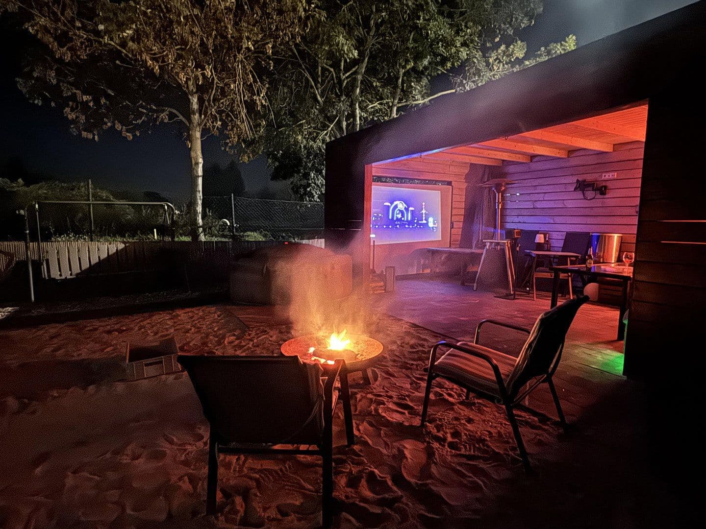 Prodej domu 239 m², pozemek 1.400 m², Lubín, Braniborsko Prodej domu 239 m², pozemek 1.400 m², Lubín, Braniborsko