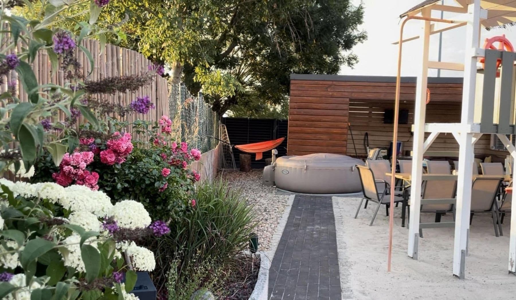 Prodej domu 239 m², pozemek 1.400 m², Lubín, Braniborsko Prodej domu 239 m², pozemek 1.400 m², Lubín, Braniborsko